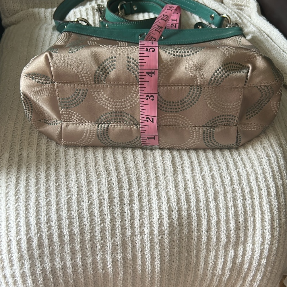 Coach Ashley Opt Art Hippie Tan/Green Convertible Crossbody - Picture 11 of 12